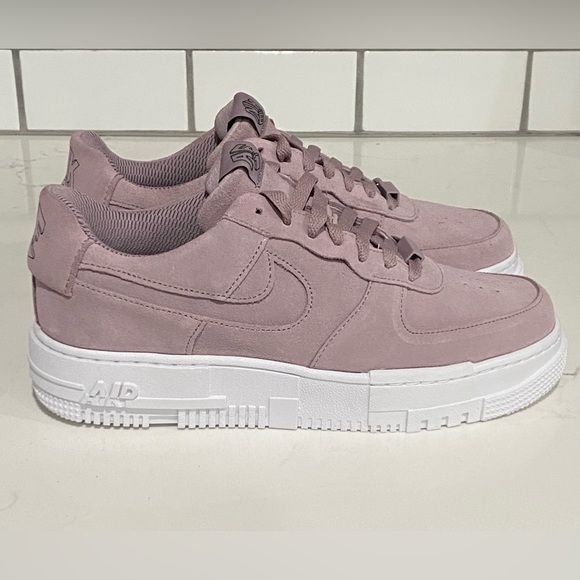 Nike Air Force 1 Pixel Plum Fog Women’s Size 10 New Without Box - Picture 7 of 15